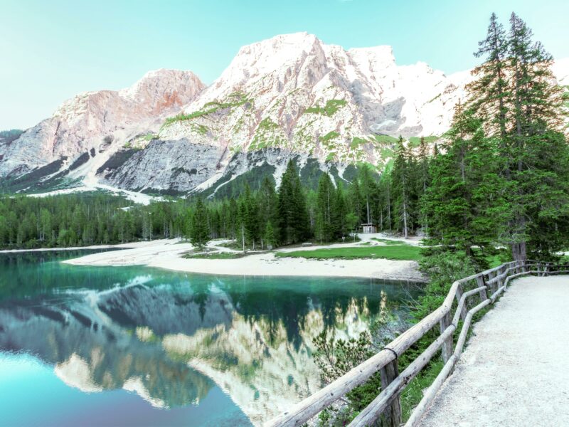 Publitour Chabannes - Dolomites et lac de Garde