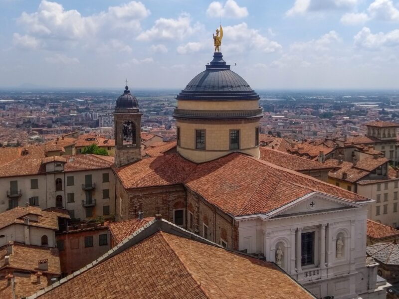 Publitour Chabannes - Lacs Italiens et Milan