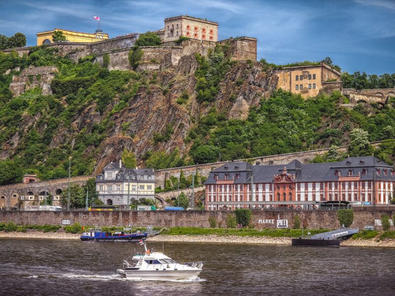 Publitour Chabannes - Majestueuse Vallée du Rhin et la magie de la Moselle