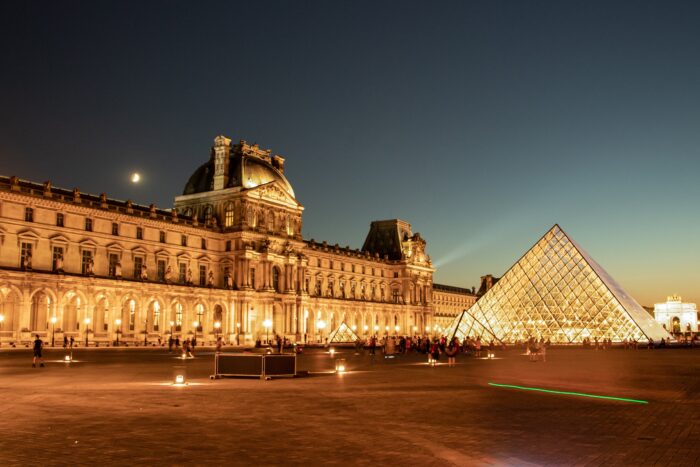 PARIS ILLUMINÉ