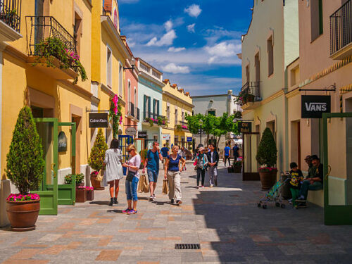 Publitour Chabannes voyage Espagne soldes Barcelone Roca Village
