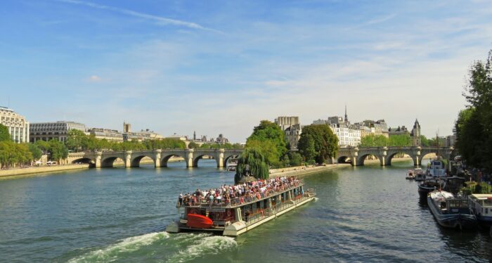 À LA DÉCOUVERTE DE PARIS – Image 5