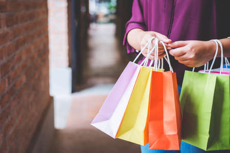 SHOPPING AU PERTHUS ET A LA JONQUERA