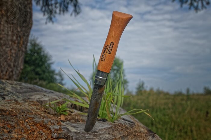 ALU ET OPINEL