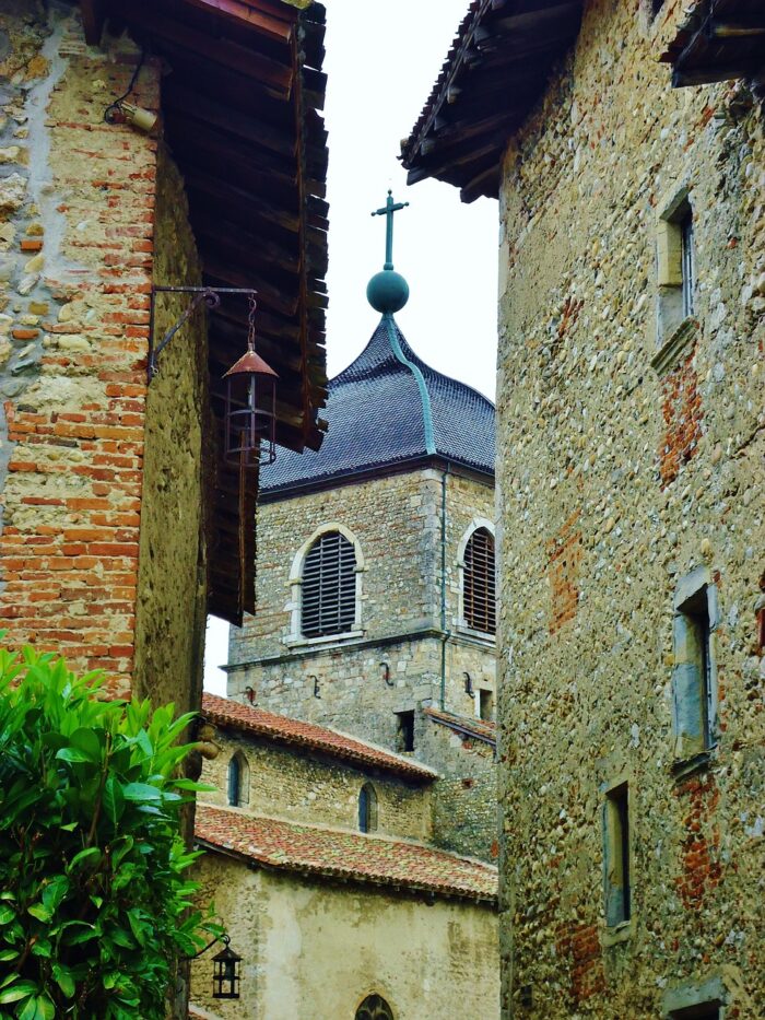 ROCHETAILLÉ ET PÉROUGES