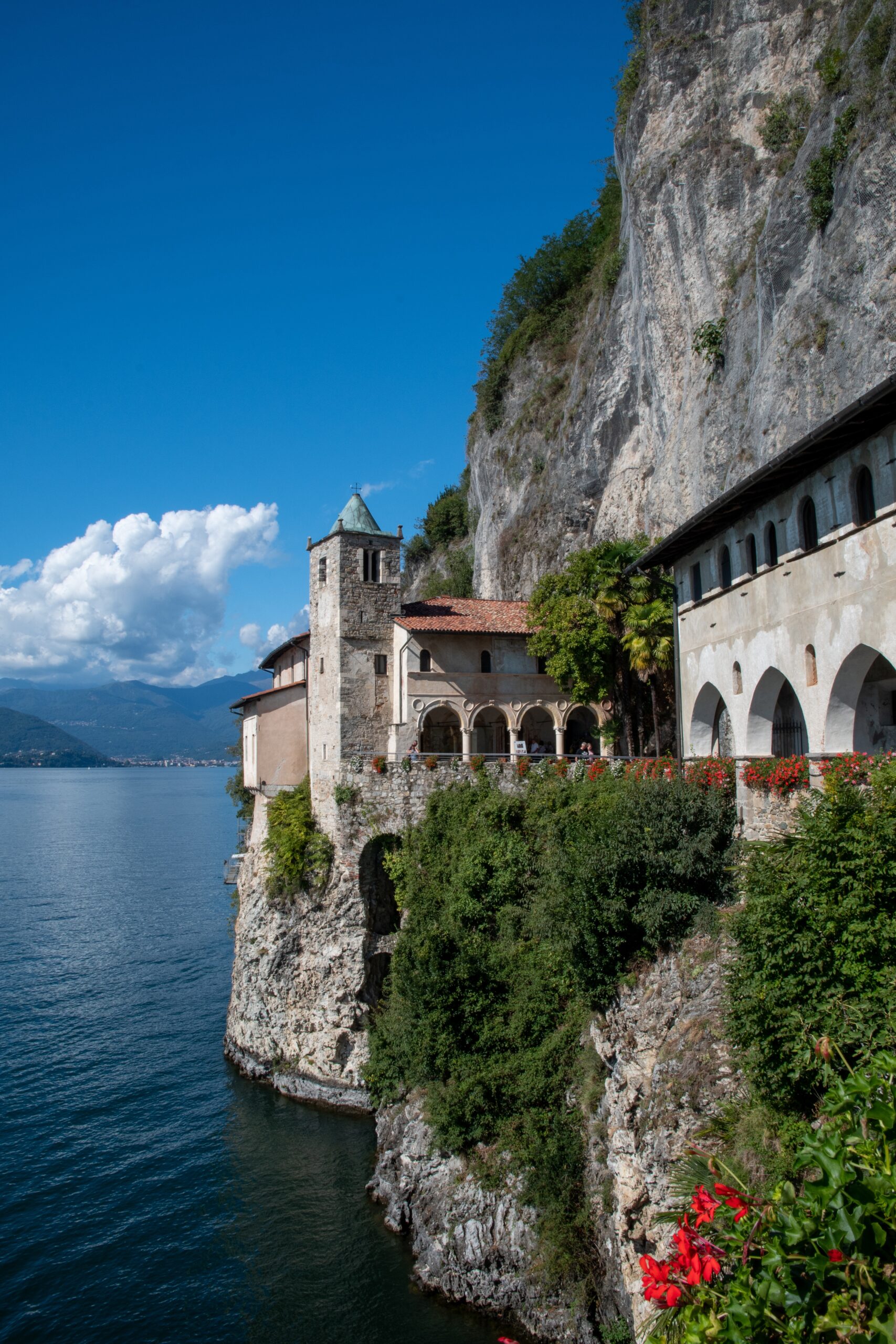 Publitour Chabannes randonne lac majeur lac orta